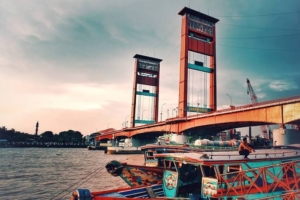 Pesona Palembang, Kota Pempek yang Mengukir Sejarah dan Keindahan