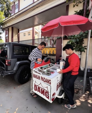 Nasi Padang Keliling: Tren Kuliner Baru di Palembang