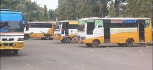 Bus “Kaleng” Dilarang Masuk Kampus Unsri, Mahasiswa Mengeluh