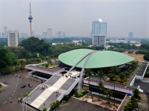 Ulang Tahun ke-80, DPR Malah Diminta Bubar