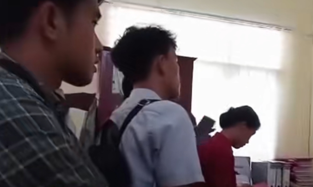 Viral! Dosen Banting Skripsi Mahasiswa, Memicu Amarah