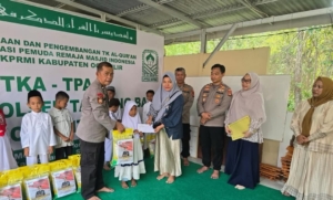 Kapolres Ogan Ilir Beri Santunan di Peringatan Hari Juang Polri 2025