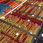 Harga Emas di Palembang Terus Melejit, Penjualan Tetap Ramai