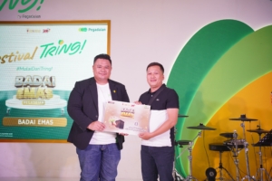 Badai Emas Periode Mei s/d Agustus 2025 Pegadaian Serahkan Langsung kepada Para Pemenang