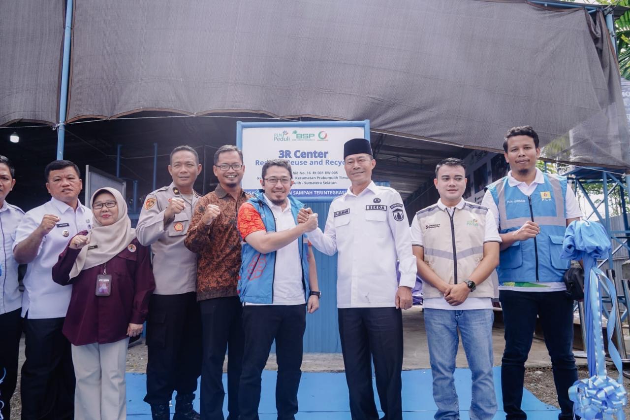 PLN UID S2JB Dorong Pengelolaan Sampah Berkelanjutan Lewat Bank Sampah Terpadu Berbasis Listrik di Prabumulih