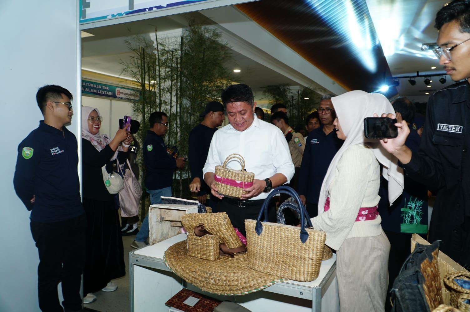 Gubernur Herman Deru Ajak Semua Pihak Bangun Kesadaran Kolektif Kurangi Polusi Plastik