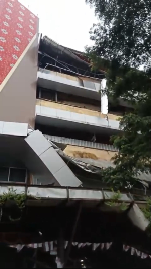 Insiden Robohnya Atap Pasar 16 Ilir,  PD Pasar Diminta Tanggung Jawab