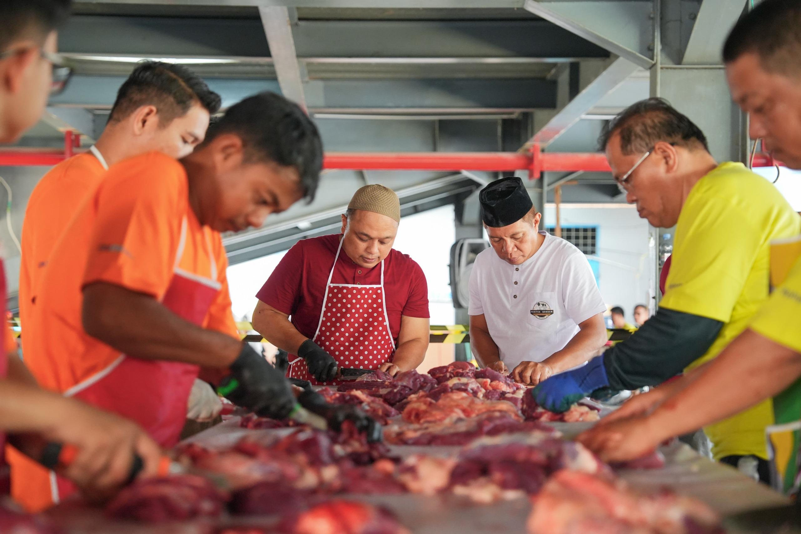 PLN UID S2JB Tebar Kepedulian Lewat Qurban, Hadirkan Kebahagiaan untuk Masyarakat Sekitar dalam Momentum Idul Adha