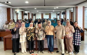 WCC Palembang Gandeng STIE Aprin Gelar Talk Show Peran Perempuan untuk Lingkungan dan Ekonomi Keluarga