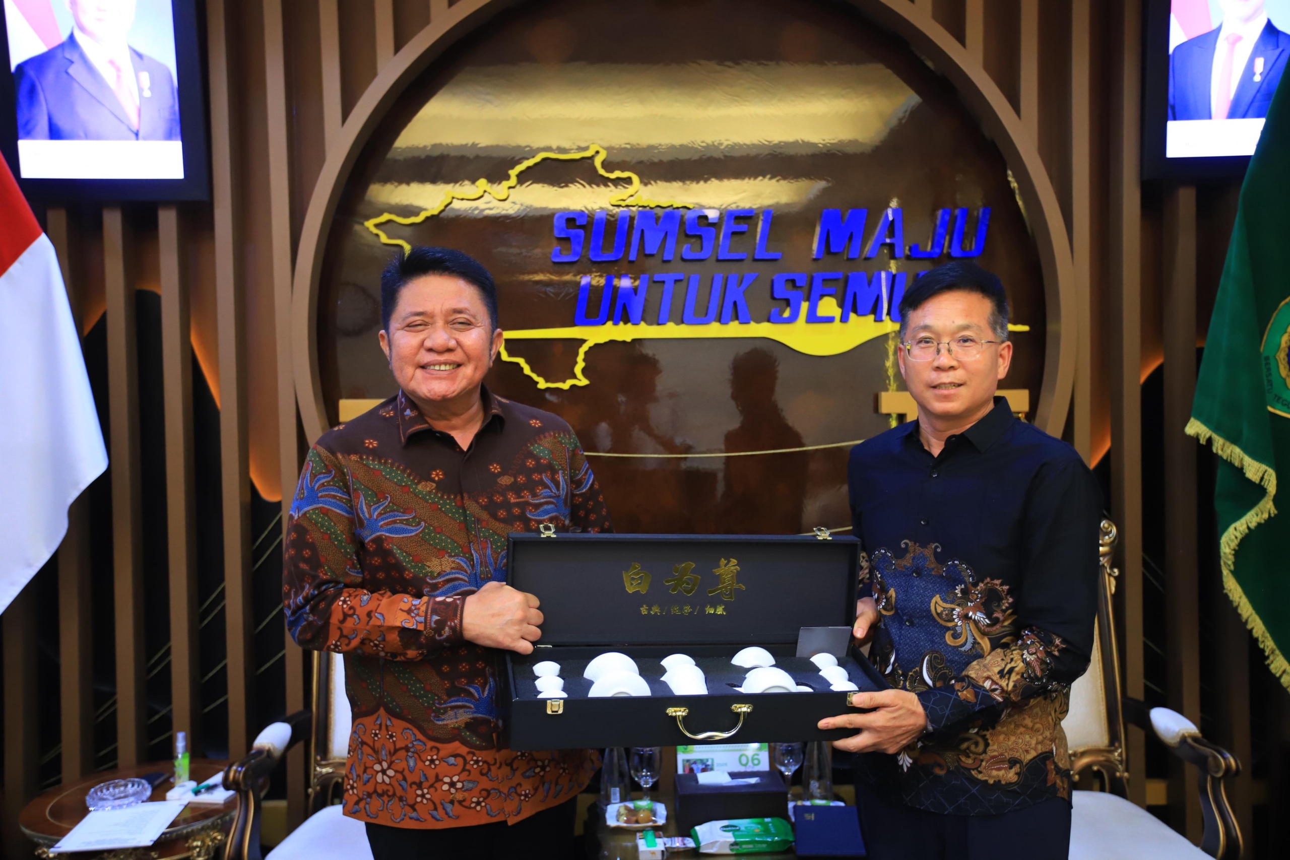 Gubernur Herman Deru Sambut Investor China, Jajaki Kerja Sama Pembangunan PLTA di OKU Selatan
