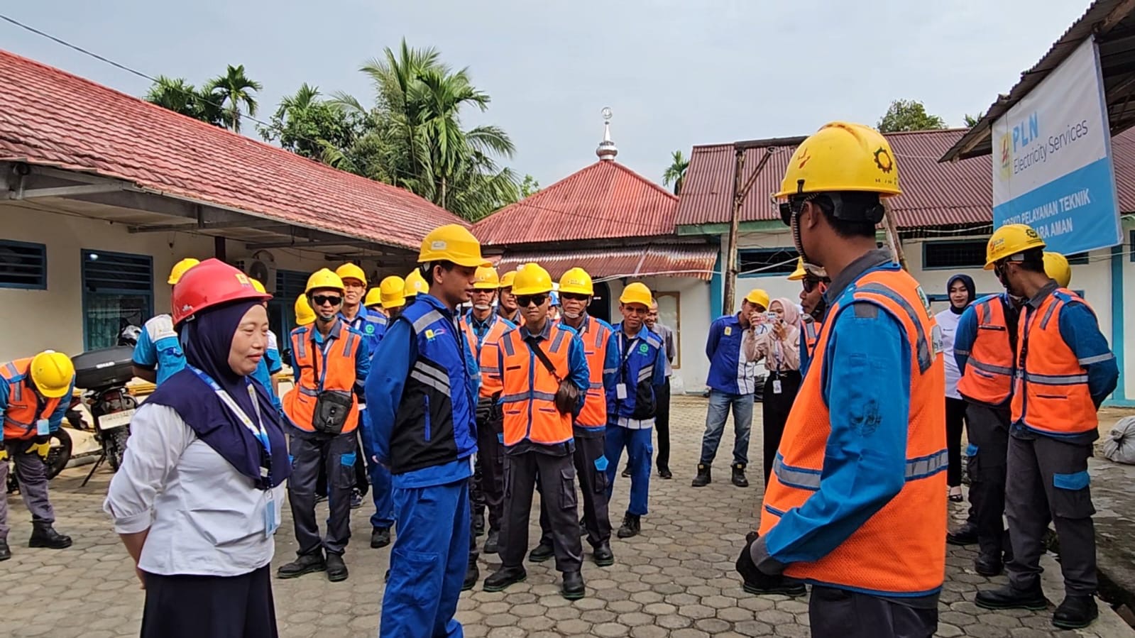 Dorong Kinerja PLN, ULP Muara Aman Perkuat Budaya PS4 untuk Tingkatkan Customer Experience