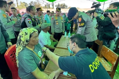 Kapolri Tinjau Pengungsian Korban Gempa NTT, Pastikan Penanganan Bencana Berjalan Optimal